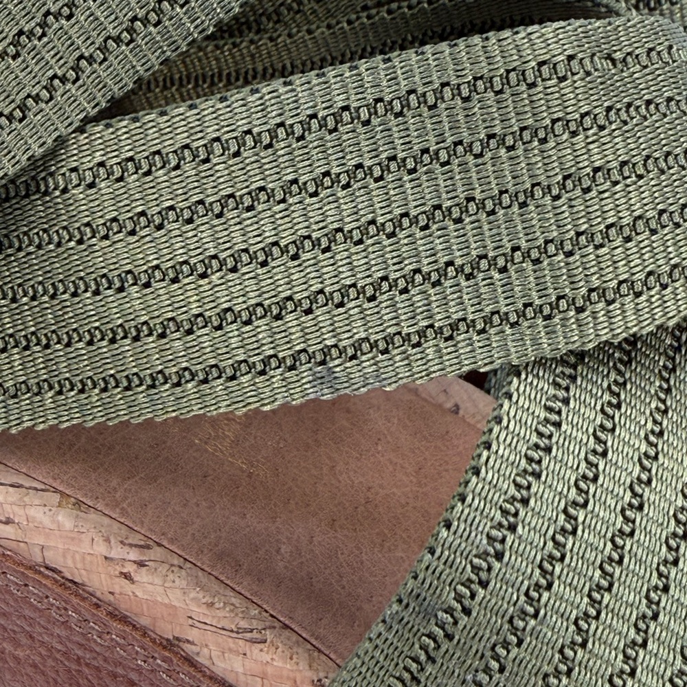 SOREL Joanie II Leather Modern Olive Green Wedge Heeled Sandal Stretch Straps - Picture 17 of 17